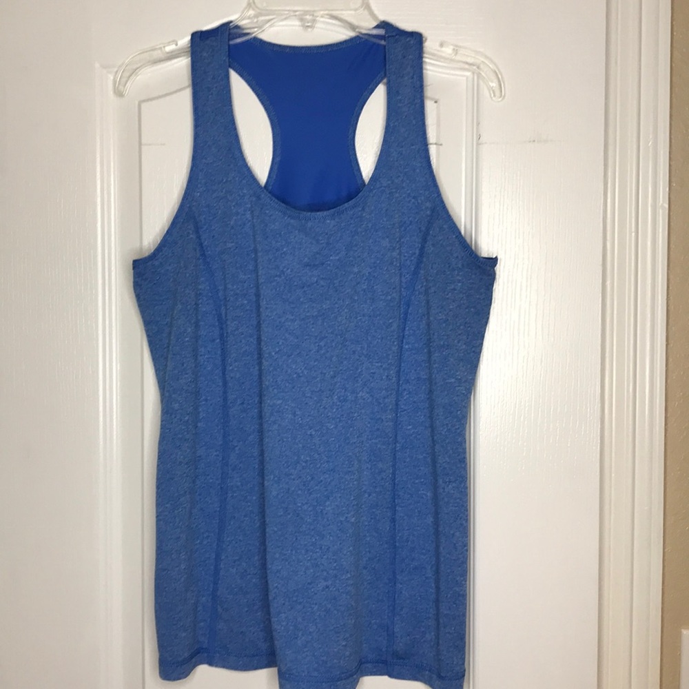 Danskin Now Workout top